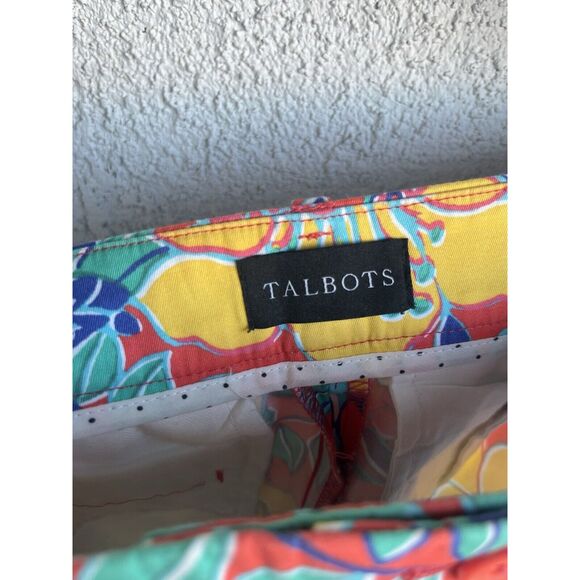 Talbots Perfect Skimmers Trailing Hibiscus Capri Pants - Size 2 - Multicolored - Picture 9 of 11